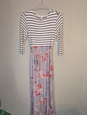 Pinkblush - Striped Bodice Floral Maxi Dress in Mauve Pink